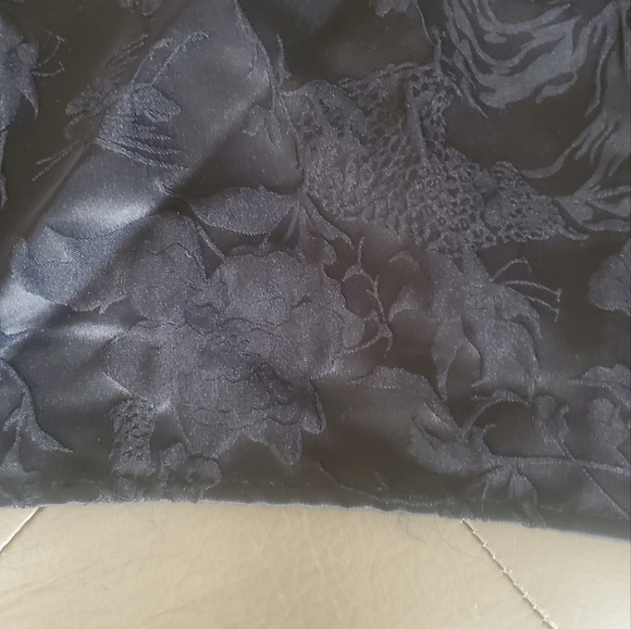 Future Collective Womens Puff Sleeved Organza Crop Blouse Size 24W/26W - Picture 9 of 10